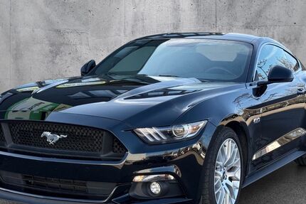 Ford Mustang 24.300 km 39.890 &euro; Nürtingen bei Stuttgart 72622