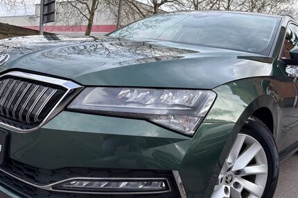 Skoda Superb 55.000 km 22.499 &euro; Stuttgart 70435