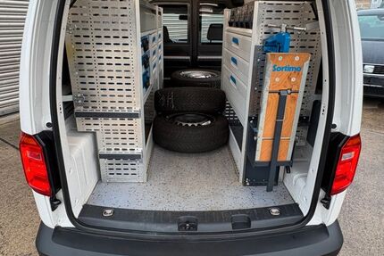 VW Caddy 133.279 km 13.990 € Sindelfingen 71065