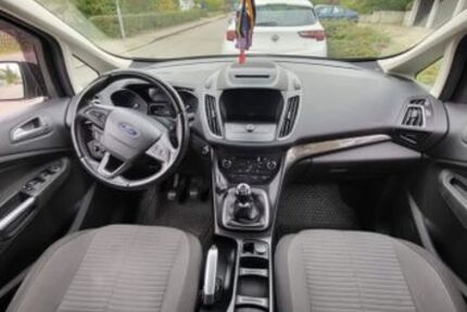 Ford C-Max 62.000 km 13.600 € Reutlingen 72770