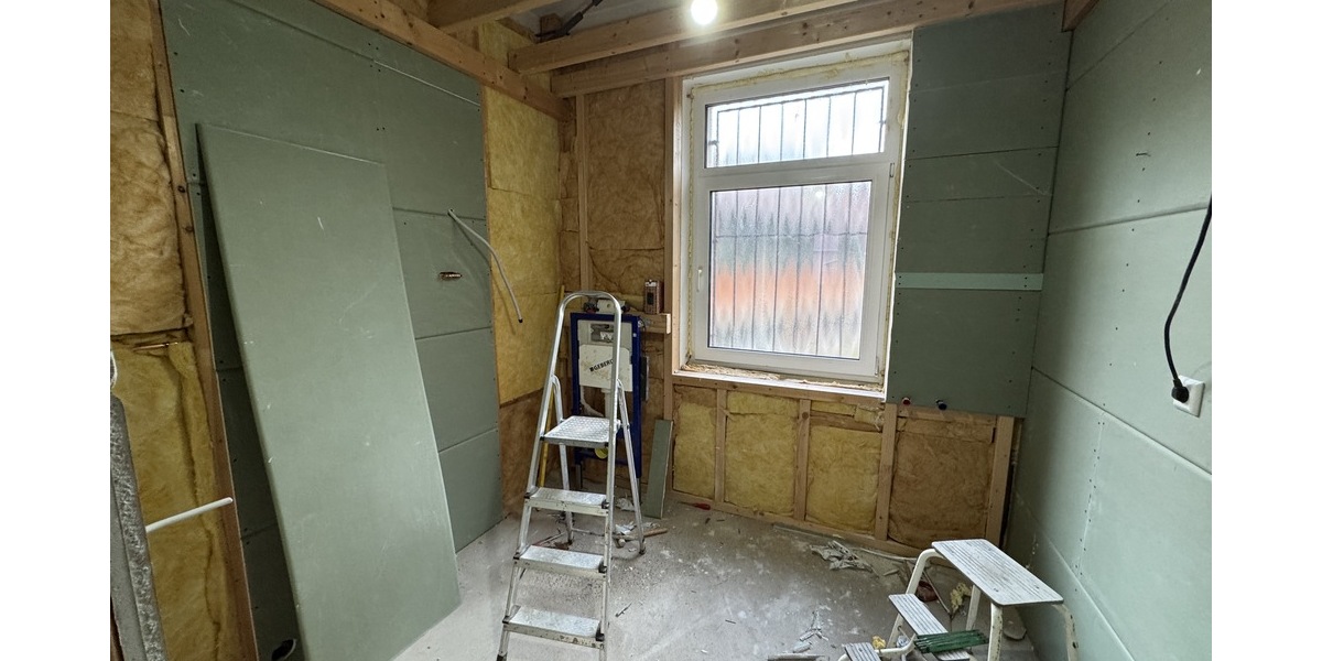 Teilsaniertes 3-Familienhaus in Pforzheim-Würm - Mehrfamilienhaus, Wohnhaus Pforzheim Eutingen | Angebot:23421912