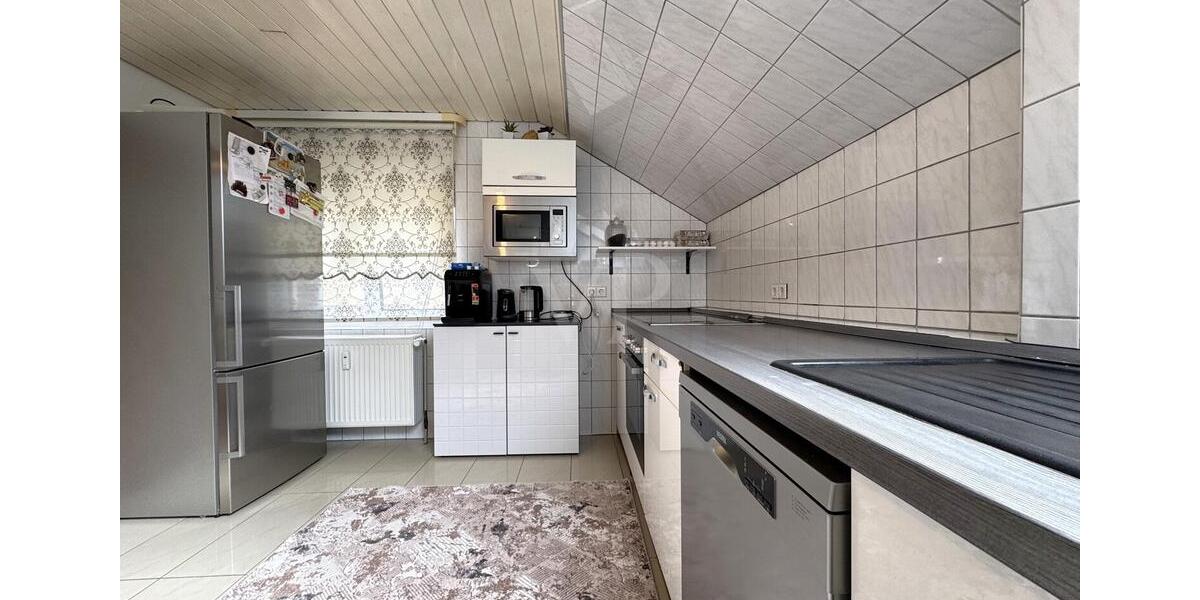Dachgeschoßwohnung Pforzheim Büchenbronn - 4 Zimmer, 110 m&sup2;, 1.150&euro; | Angebot:26477068