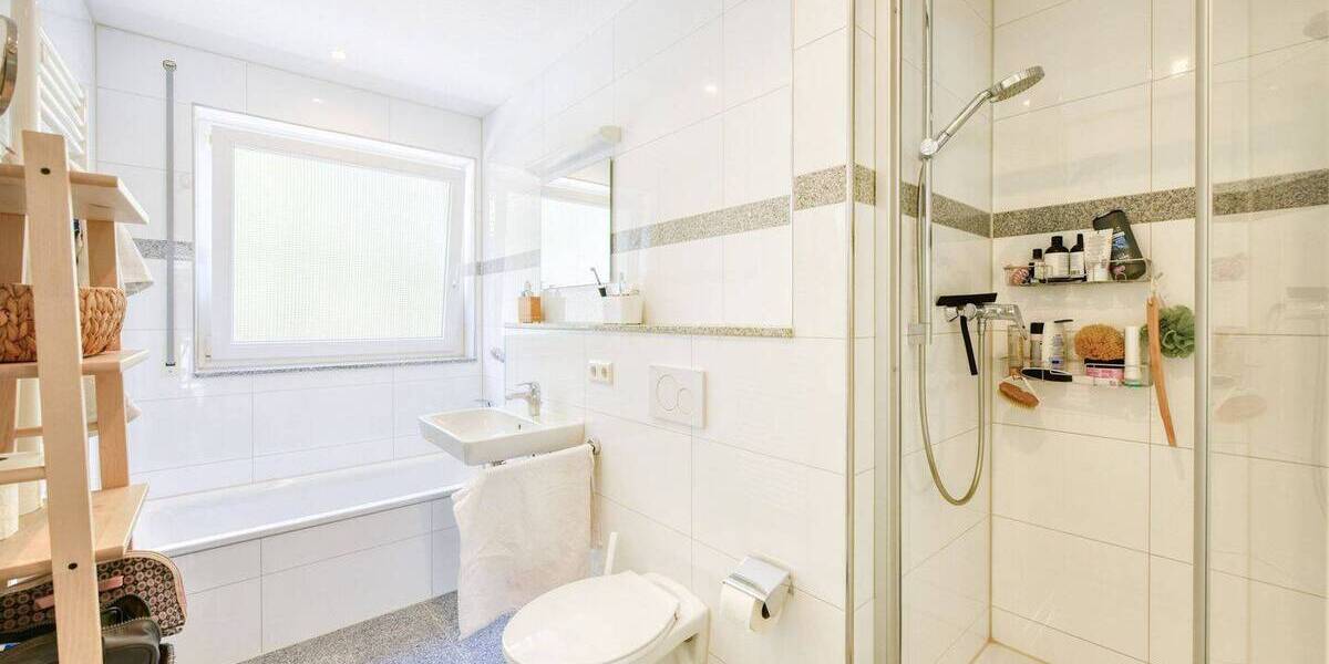 Etagenwohnung Stuttgart Stammheim - 3 Zimmer, 77 m&sup2;, 1.170&euro; | Angebot:26627322