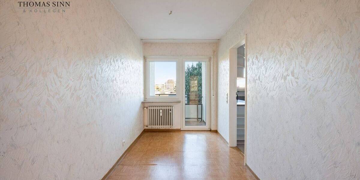 Modernisierungsbedürftige 3,5 Zimmer Wohnung mit schönem Blick ins Grüne - Sofort frei! 3 zimmer