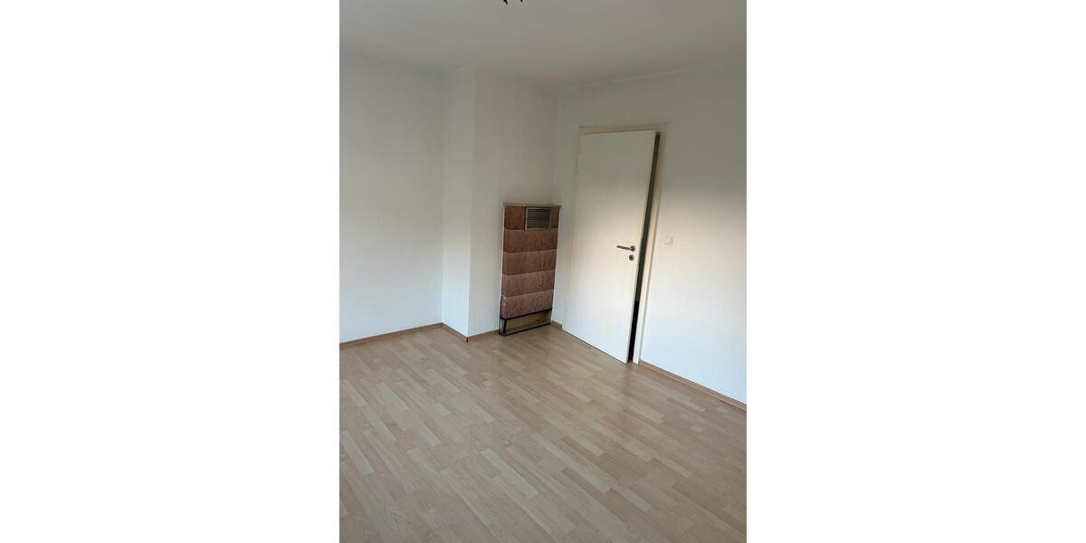 Erdgeschoßwohnung Pforzheim Büchenbronn - 3 Zimmer, 72 m&sup2;, 865&euro; | Angebot:24826920