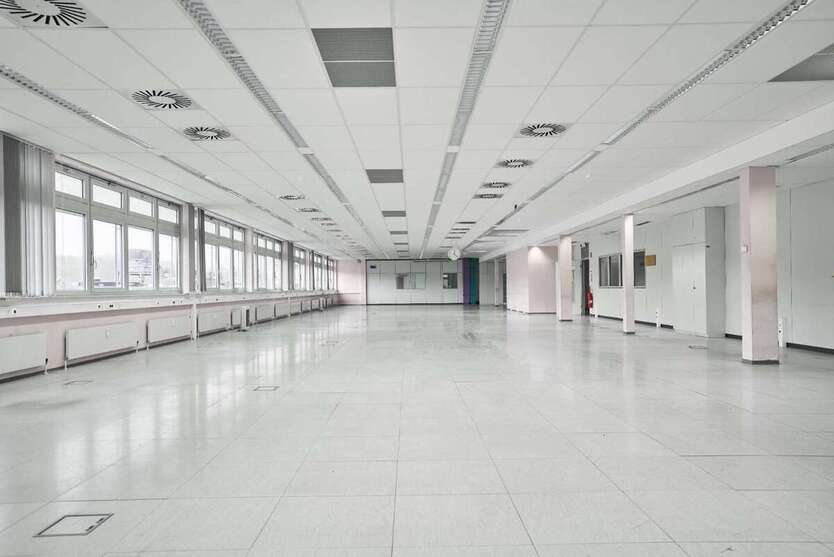 Büro in Frickenhausen 5.066 € 1013 m² zimmer