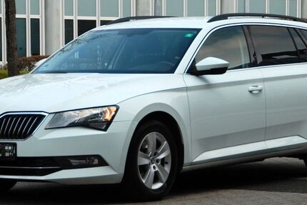 Skoda Superb 132.000 km 12.990 &euro; Stuttgart 70567