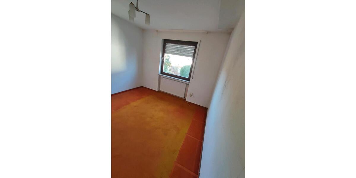 Doppelhaushälfte Leonberg - 6 Zimmer, 146 m&sup2;, 550.000&euro; | Angebot:25565135