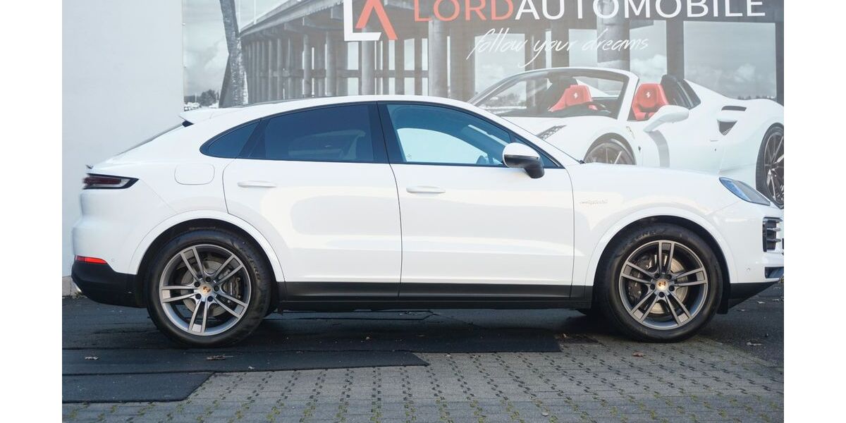 Porsche Cayenne 22.950 km 92.999 &euro; Stuttgart 70499