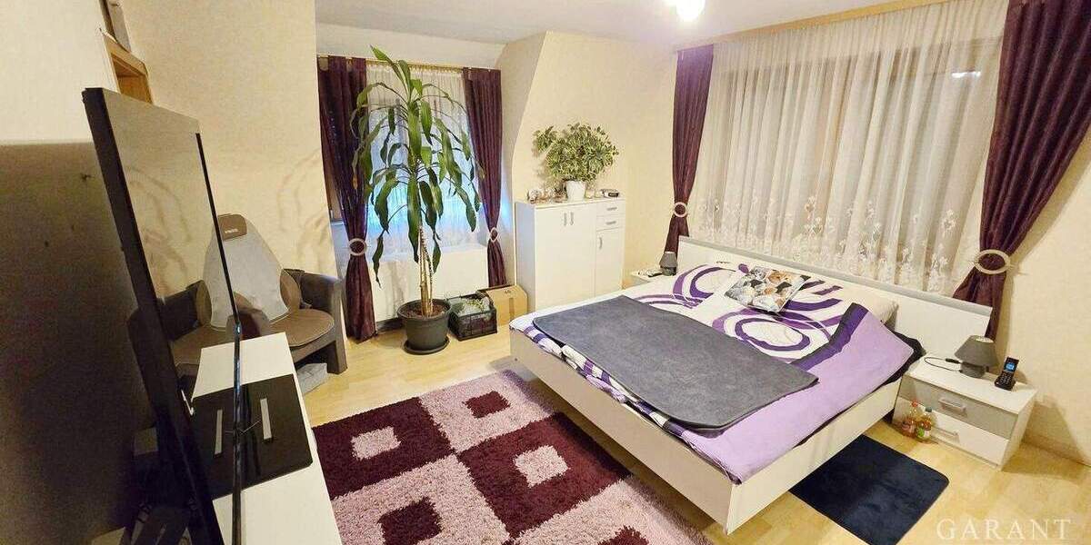 Mehrfamilienhaus, Wohnhaus Stuttgart Rohracker - 7 Zimmer, 198 m&sup2;, 1.000.000&euro; | Angebot:24836483