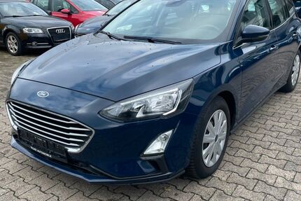 Ford Focus 126.773 km 8.995 € Stuttgart 70597