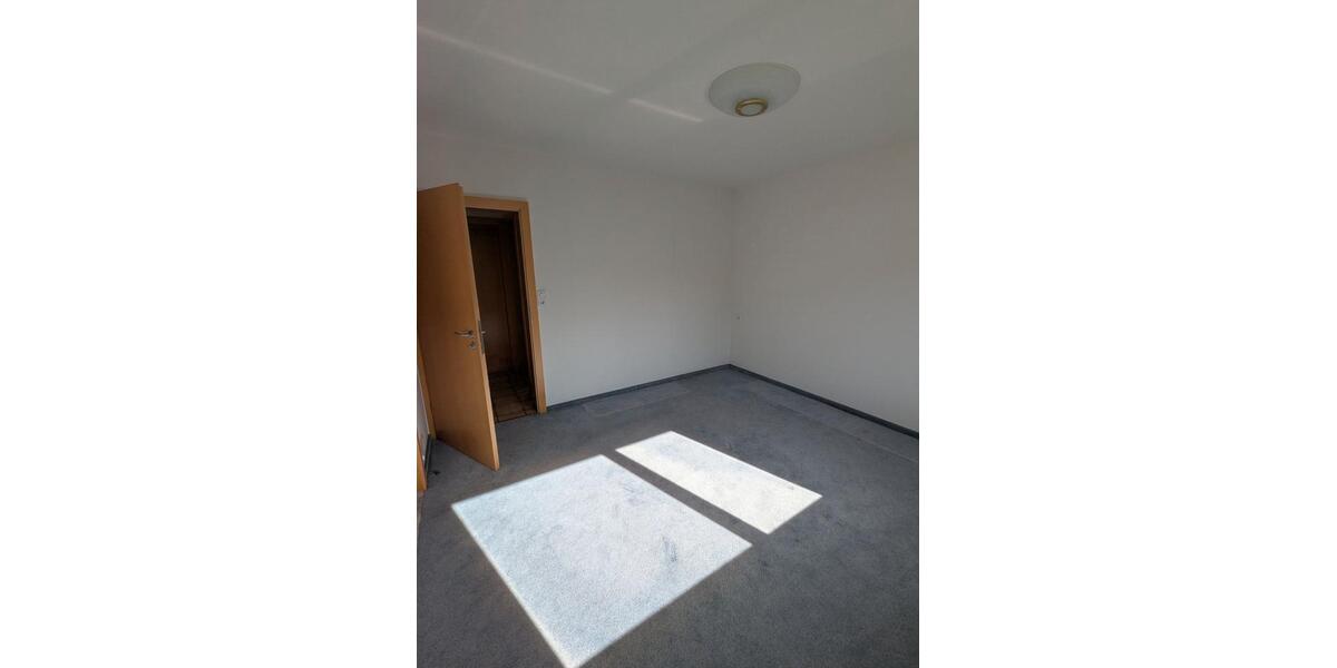 Doppelhaushälfte Aidlingen - 6 Zimmer, 110 m&sup2;, 1.400&euro; | Angebot:27617812