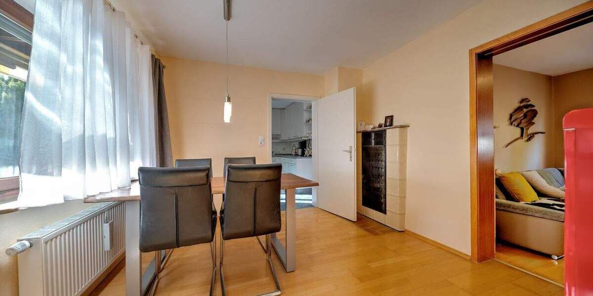 Reihenmittelhaus Sindelfingen Darmsheim - 5 Zimmer, 128 m&sup2;, 449.000&euro; | Angebot:23965487