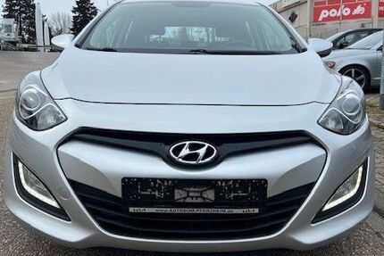 Hyundai i30 161.428 km 4.999 &euro; Pforzheim 75179