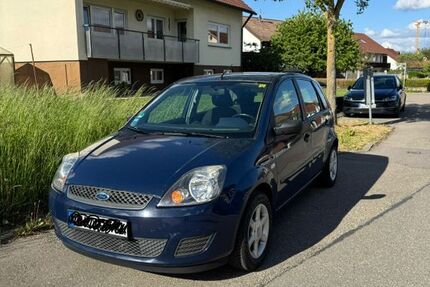 Ford Fiesta 123.000 km 2.500 &euro; Rottenburg am Neckar 72108
