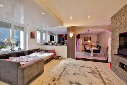 Versteckte Perle! Neuwertige und TOP-ausgestattete 3-Zimmer-Wohnung in zentrumsnaher Lage! 3 zimmer