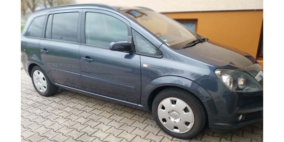 Opel Zafira 205.000 km 2.300 &euro; Rottenburg 72108