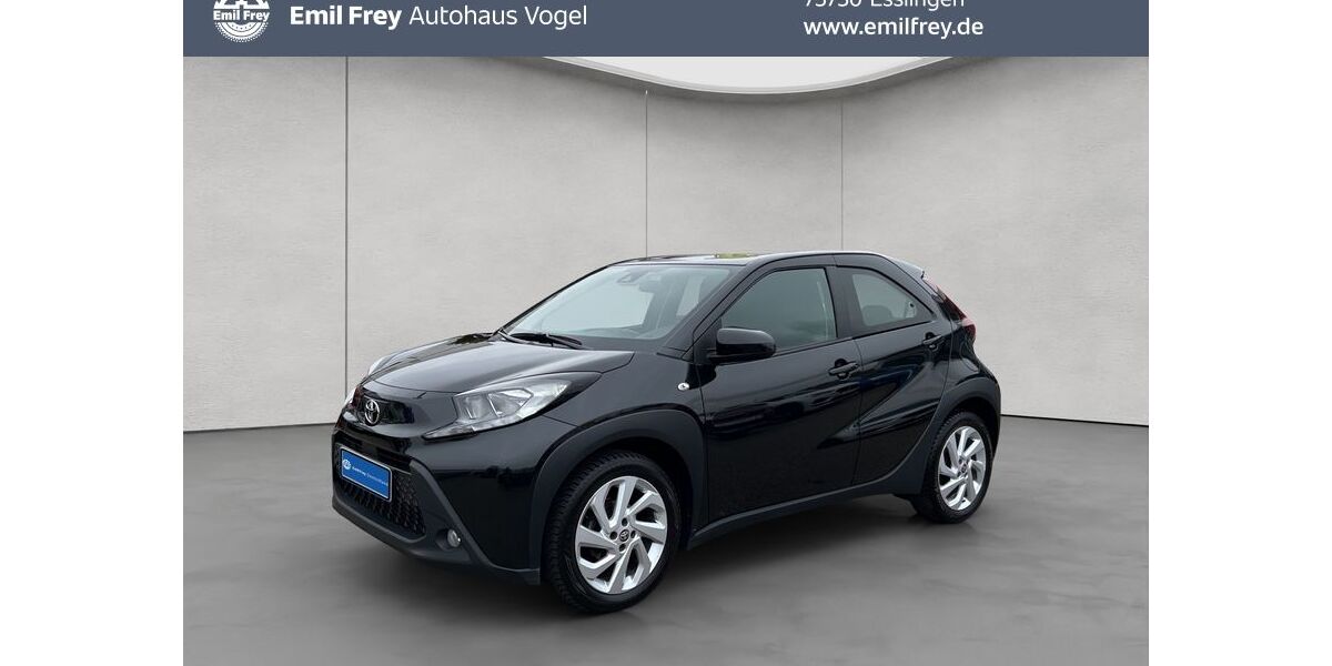 Toyota Aygo (X) 33.360 km 12.980 &euro; Esslingen 73730