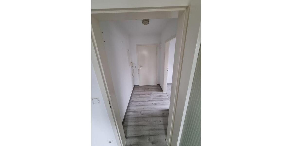 Charmantes Dachgeschoss-Juwel mit Balkon in Top-Lage! 1 zimmer