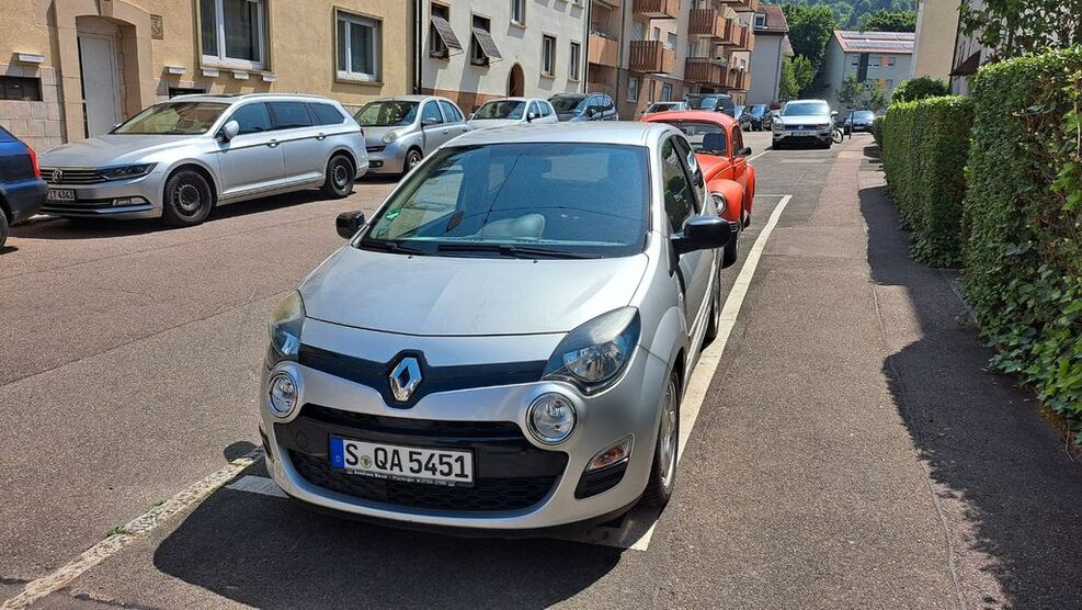 Renault Twingo 39.071 km 7.500 € Stuttgart 70199