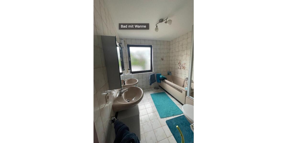 Reihenhaus Leonberg - 6 Zimmer, 199 m&sup2;, 1.750&euro; | Angebot:24248136