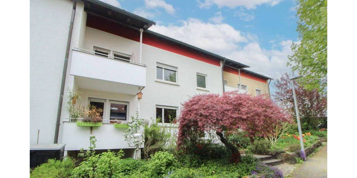 Reihenmittelhaus Stuttgart Steckfeld - 9 Zimmer, 208 m&sup2;, 765.000&euro; | Angebot:26673990