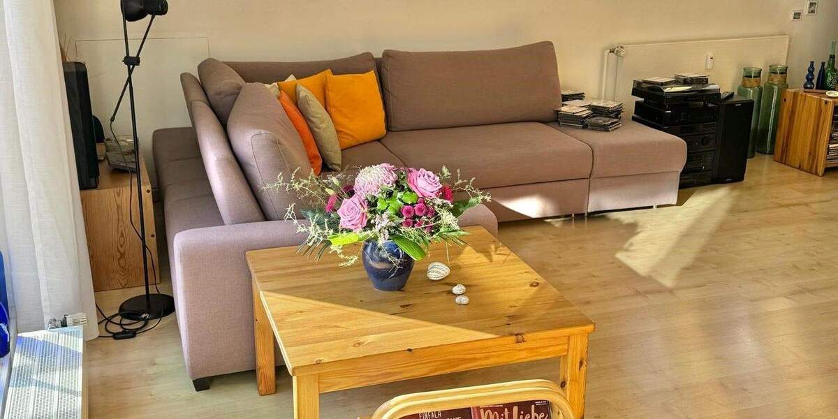 Etagenwohnung Gerlingen - 3 Zimmer, 75 m&sup2;, 329.000&euro; | Angebot:25706122