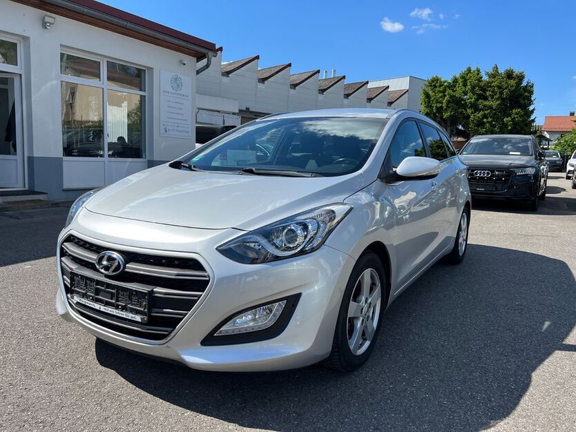 Hyundai i30 120.400 km 10.490 € Sindelfingen 71065