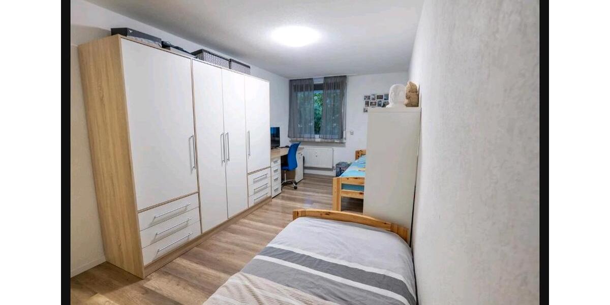 Etagenwohnung Reutlingen Orschel-Hagen - 3 Zimmer, 82 m&sup2;, 299.000&euro; | Angebot:25719459