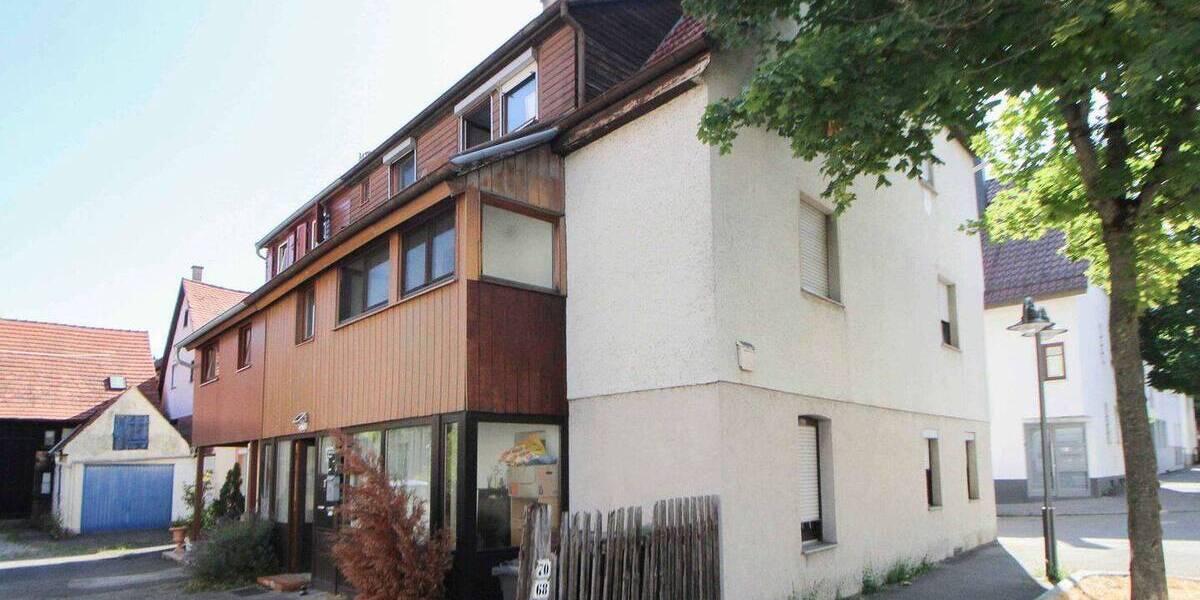 Doppelhaushälfte Stuttgart Weilimdorf - 7 Zimmer, 170 m&sup2;, 399.000&euro; | Angebot:26930001