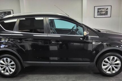 Ford Kuga 179.000 km 5.990 € Asperg/Ludwigsburg bei Stuttgart 71679