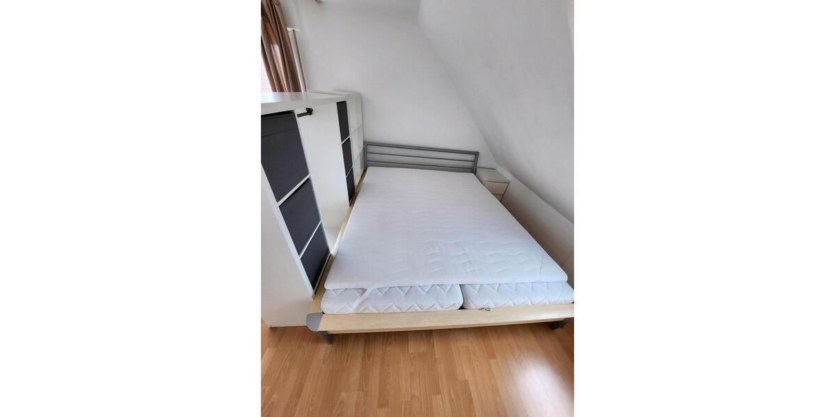 Dachgeschoßwohnung Stuttgart Neuwirtshaus - 1.5 Zimmer, 38 m&sup2;, 695&euro; | Angebot:26469715