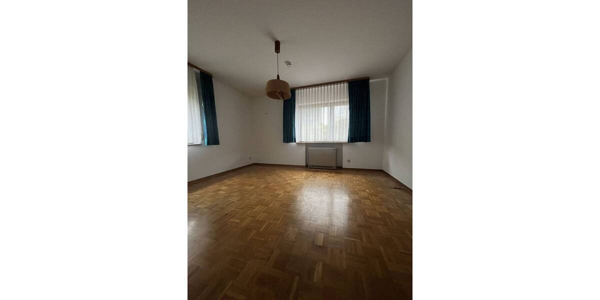 Etagenwohnung Sindelfingen Darmsheim - 3 Zimmer, 107 m&sup2;, 1.100&euro; | Angebot:26436039