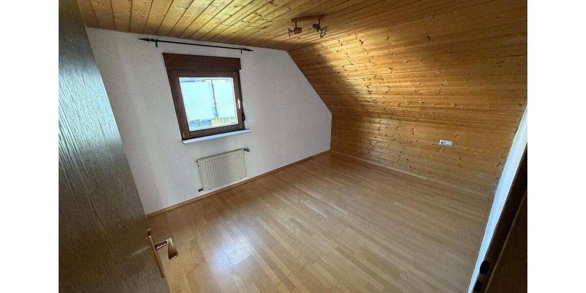 Einfamilienhaus Remseck am Neckar - 5.5 Zimmer, 120 m&sup2;, 395.000&euro; | Angebot:26013882