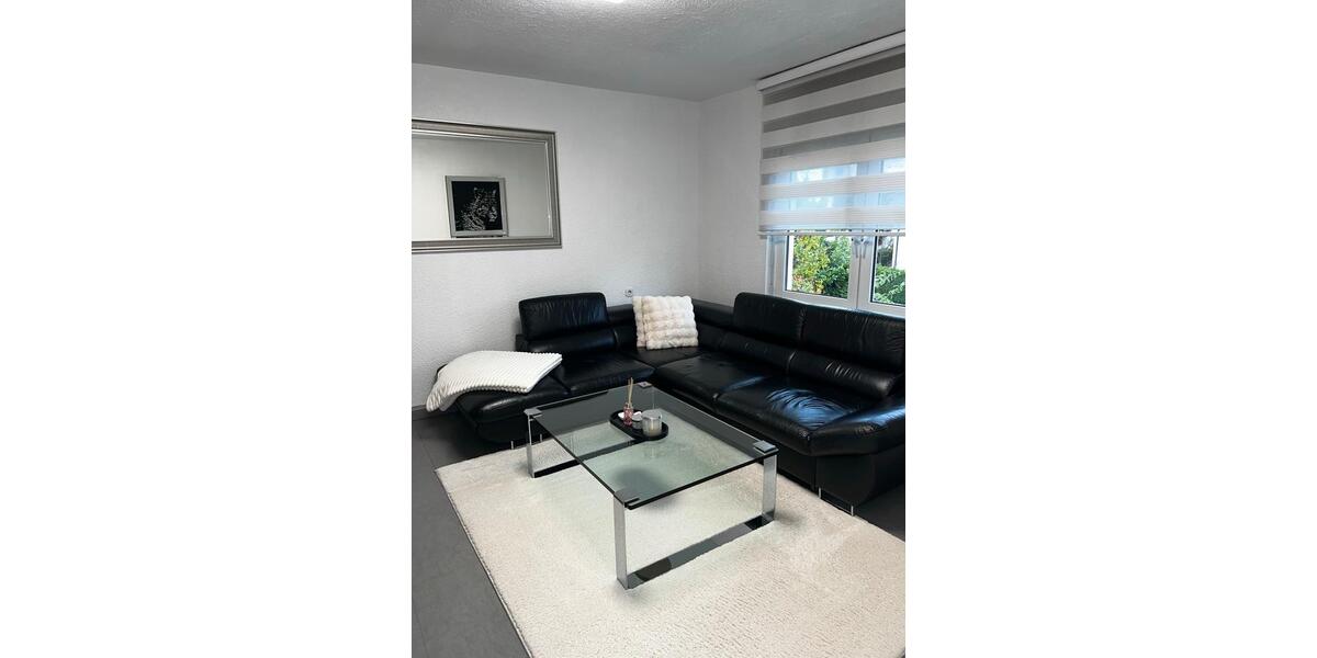 Etagenwohnung Sachsenheim - 3 Zimmer, 66 m&sup2;, 1.100&euro; | Angebot:26150980