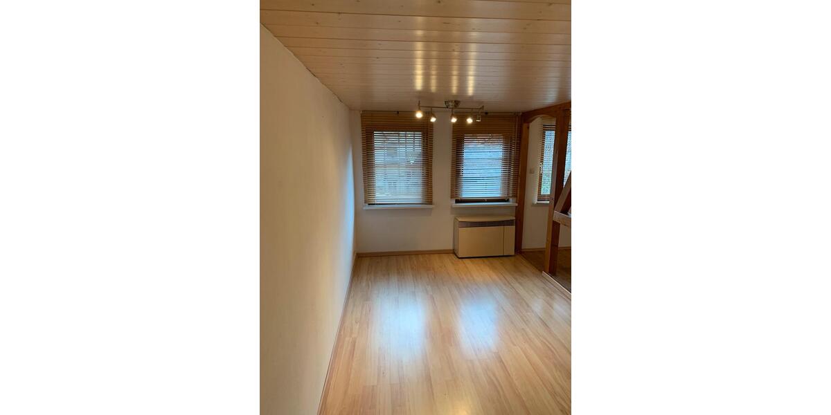 Reihenhaus Stuttgart Vaihingen - 4 Zimmer, 110 m&sup2;, 1.350&euro; | Angebot:27618931