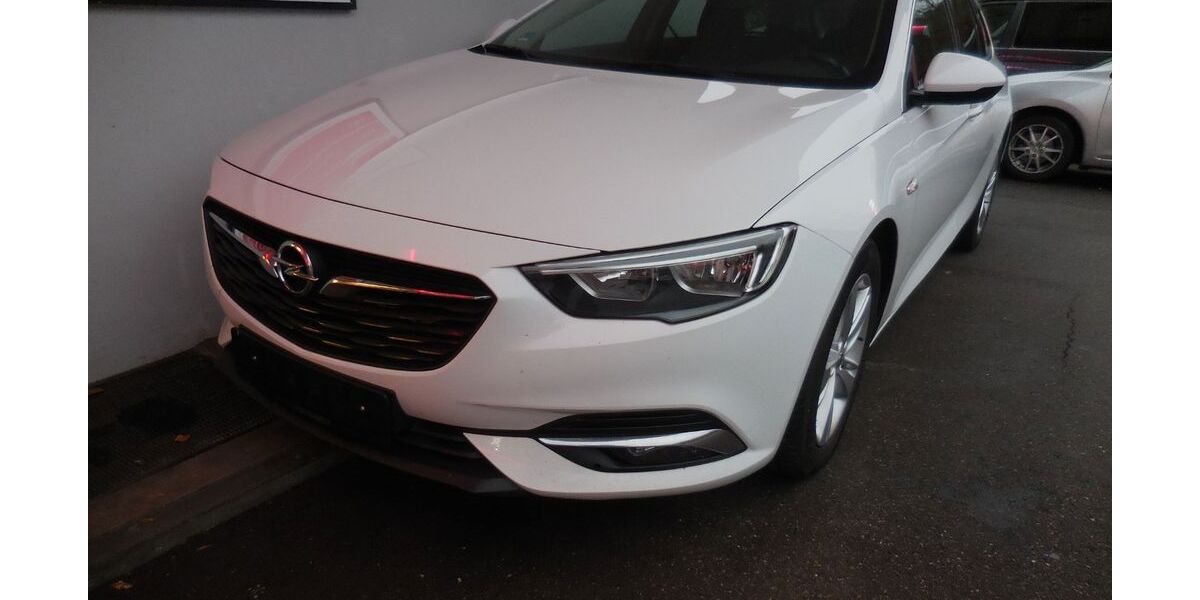 Opel Insignia 239.000 km 7.900 &euro; Stuttgart 70195