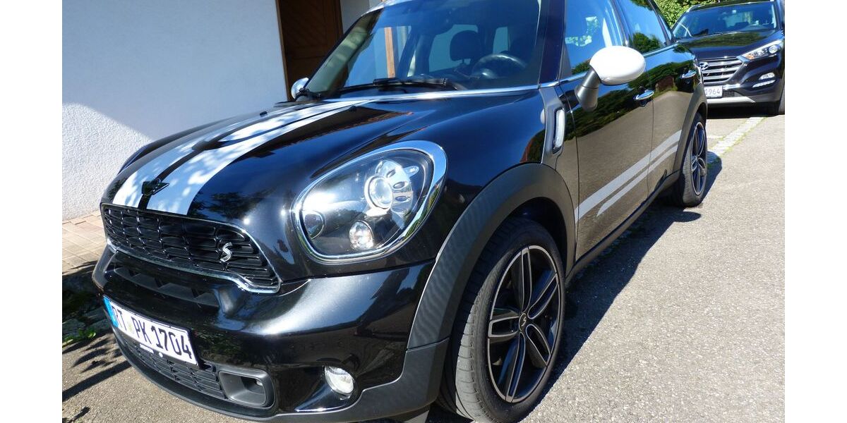 Mini Countryman S (Cooper) 120.800 km 7.900 &euro; Metzingen 72555