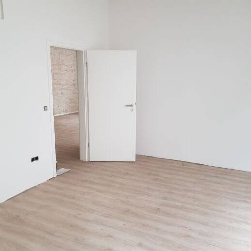 Etagenwohnung Vaihingen an der Enz - 3 Zimmer, 114 m&sup2;, 1.200&euro; | Angebot:25385696