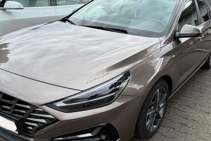 Hyundai i30 61.256 km 20.700 &euro; Ditzingen 71254