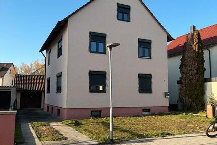Haus Denkendorf - 6 Zimmer, 143 m&sup2;, 669.000&euro; | Angebot:25539833