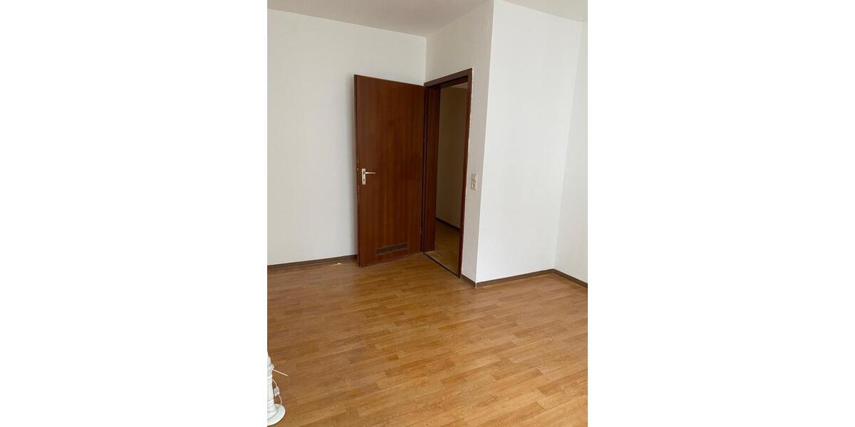 Erdgeschoßwohnung Asperg - 3 Zimmer, 70 m&sup2;, 1.200&euro; | Angebot:25719358