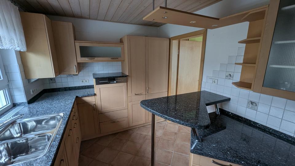 2 Fam.-Haus mit ELW, keine Makler Anfragen !!!
