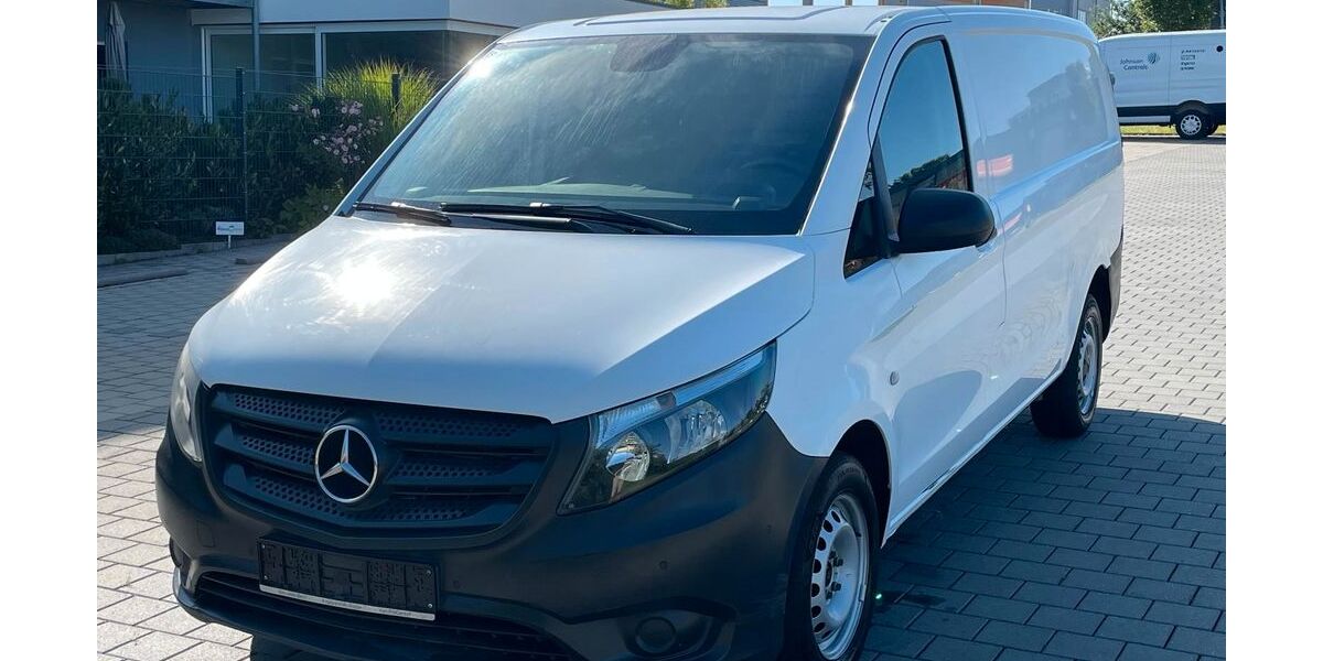 Mercedes-Benz Vito 194.000 km 11.980 &euro; Holzgerlingen 71088