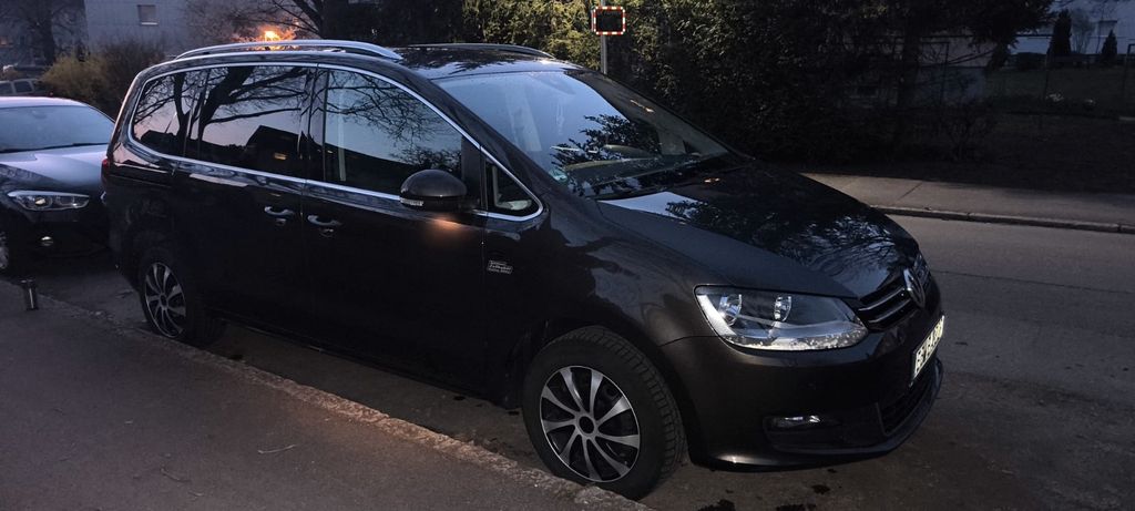 VW Sharan 129.500 km 22.990 &euro; Böblingen 71034