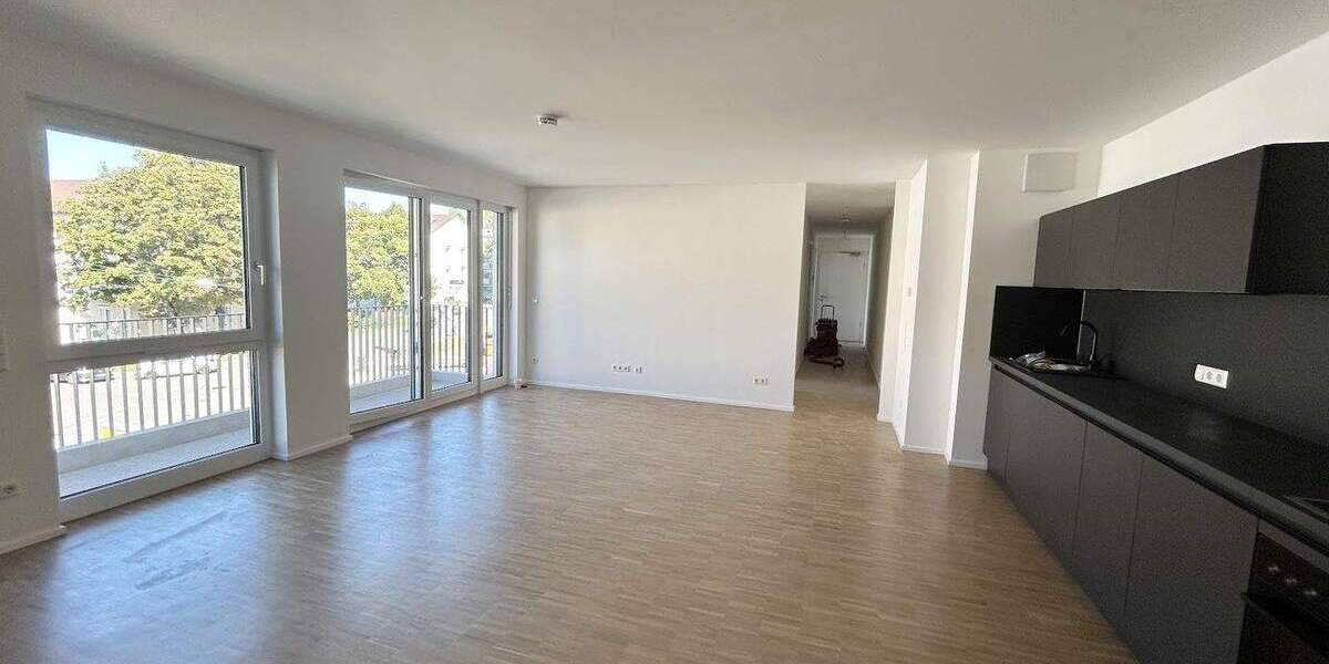 Etagenwohnung Stuttgart Untertürkheim - 3 Zimmer, 84 m&sup2;, 1.490&euro; | Angebot:23941553