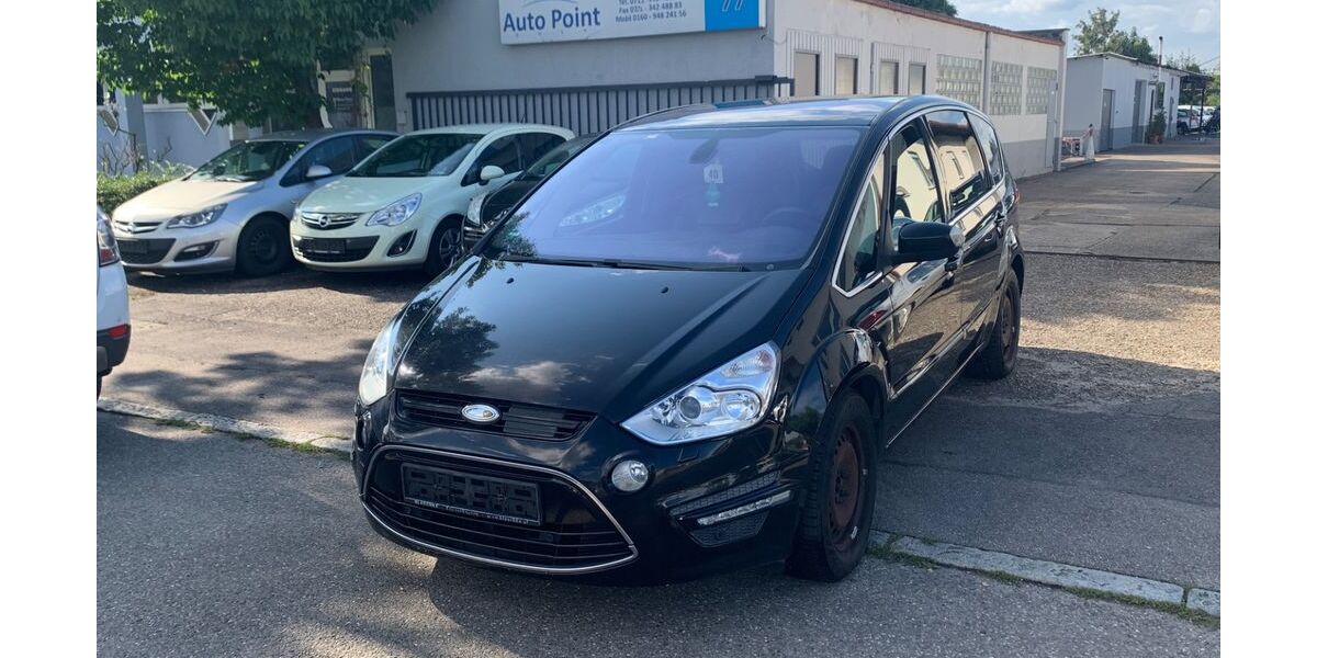 Ford S-Max 188.000 km 3.000 &euro; Fellbach-Stuttgart 70736