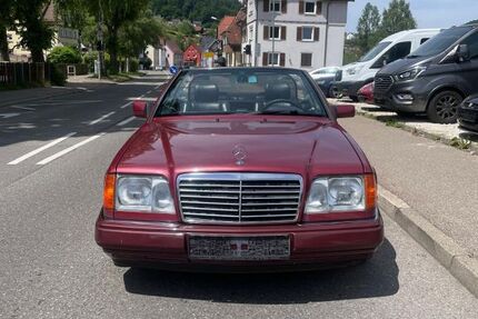 Mercedes E 220
