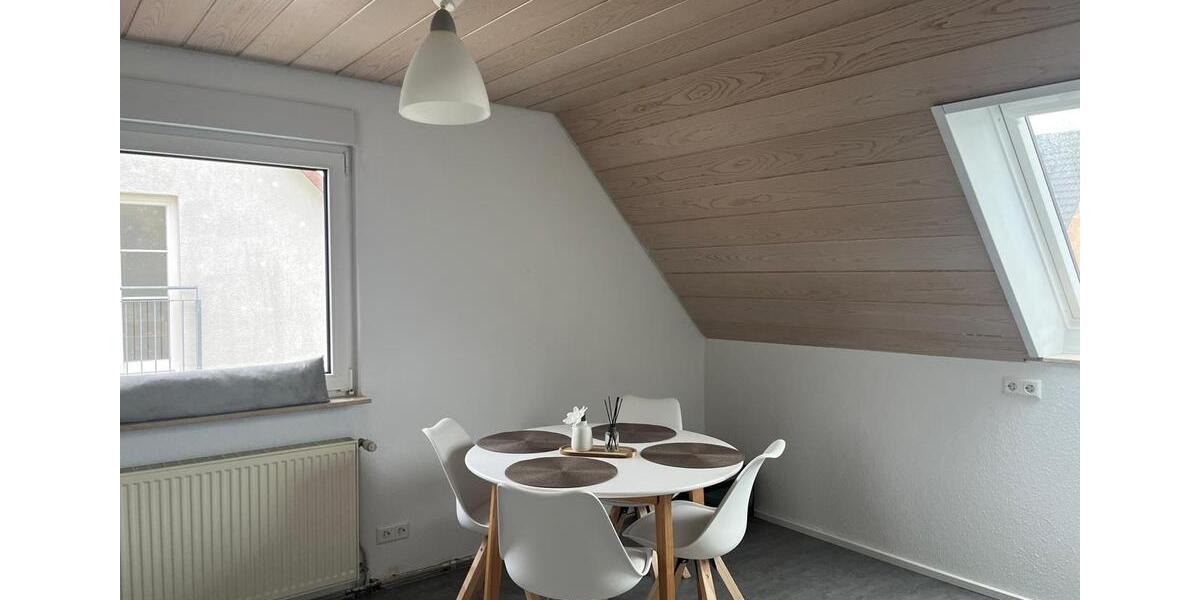 Dachgeschoßwohnung Fellbach - 2 Zimmer, 59 m&sup2;, 900&euro; | Angebot:26384394