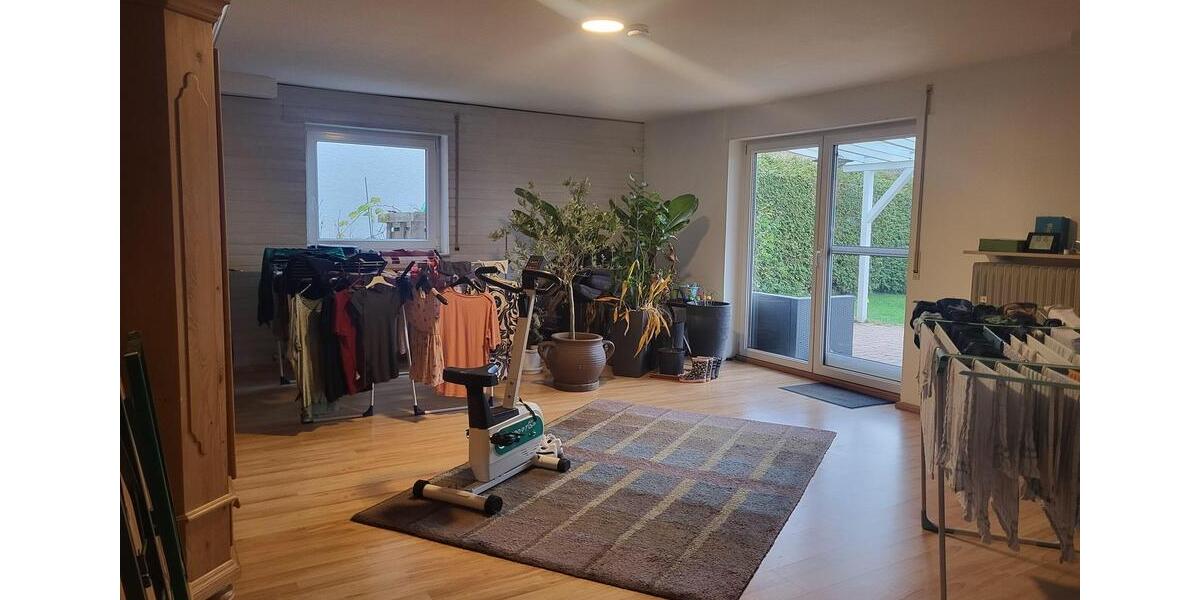 Einfamilienhaus Wurmberg - 8 Zimmer, 245 m&sup2;, 1.800&euro; | Angebot:24839888